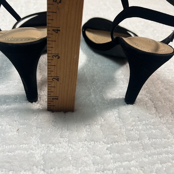 Solanz Comfort black strappy ankle strap heels 8.5 - Picture 5 of 7